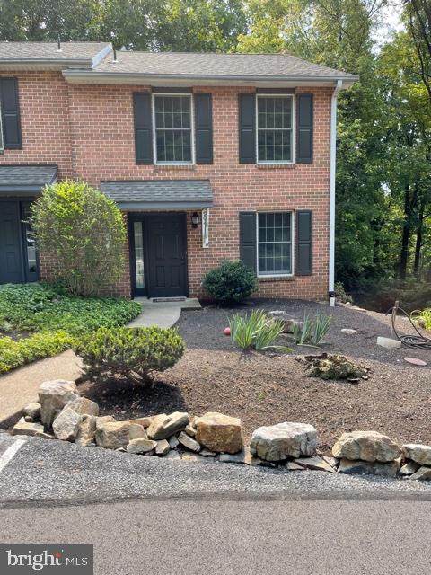 962 Innsbruck Drive - Photo 1