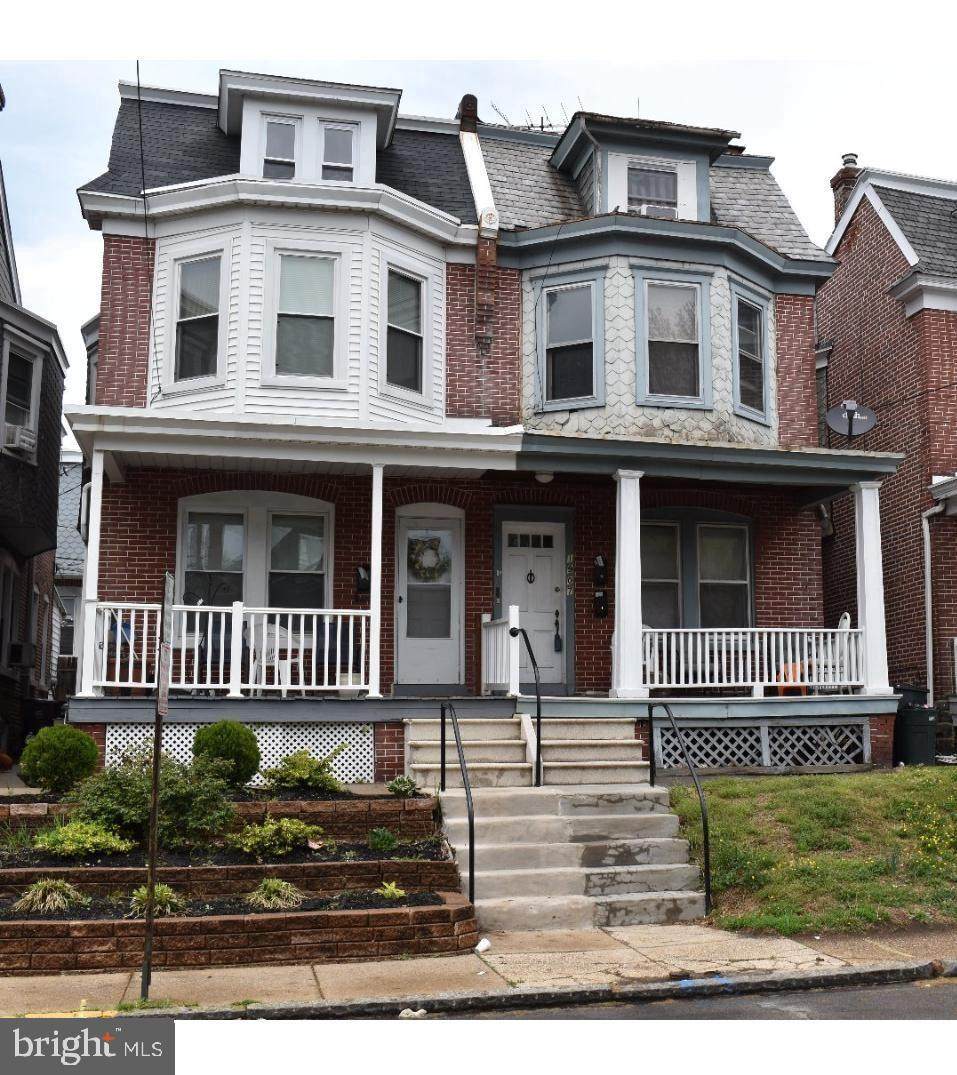 1907 Washington Street - Photo 1