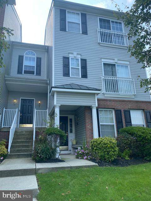 303 Harbour - Photo 1