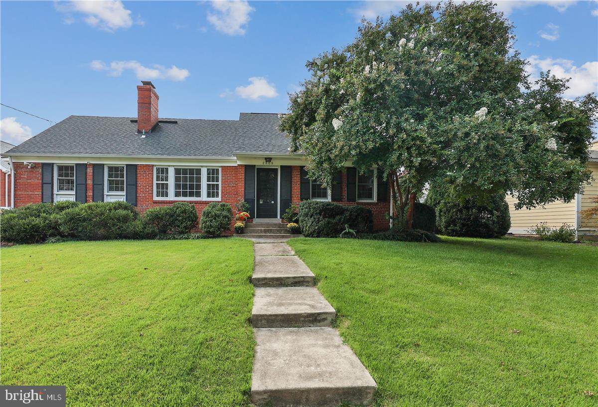 2808 Pierpont Street - Photo 1