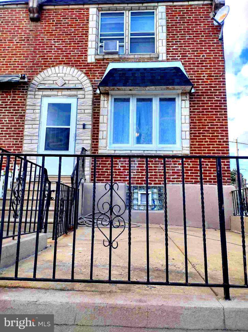 5284 Burton Street - Photo 1
