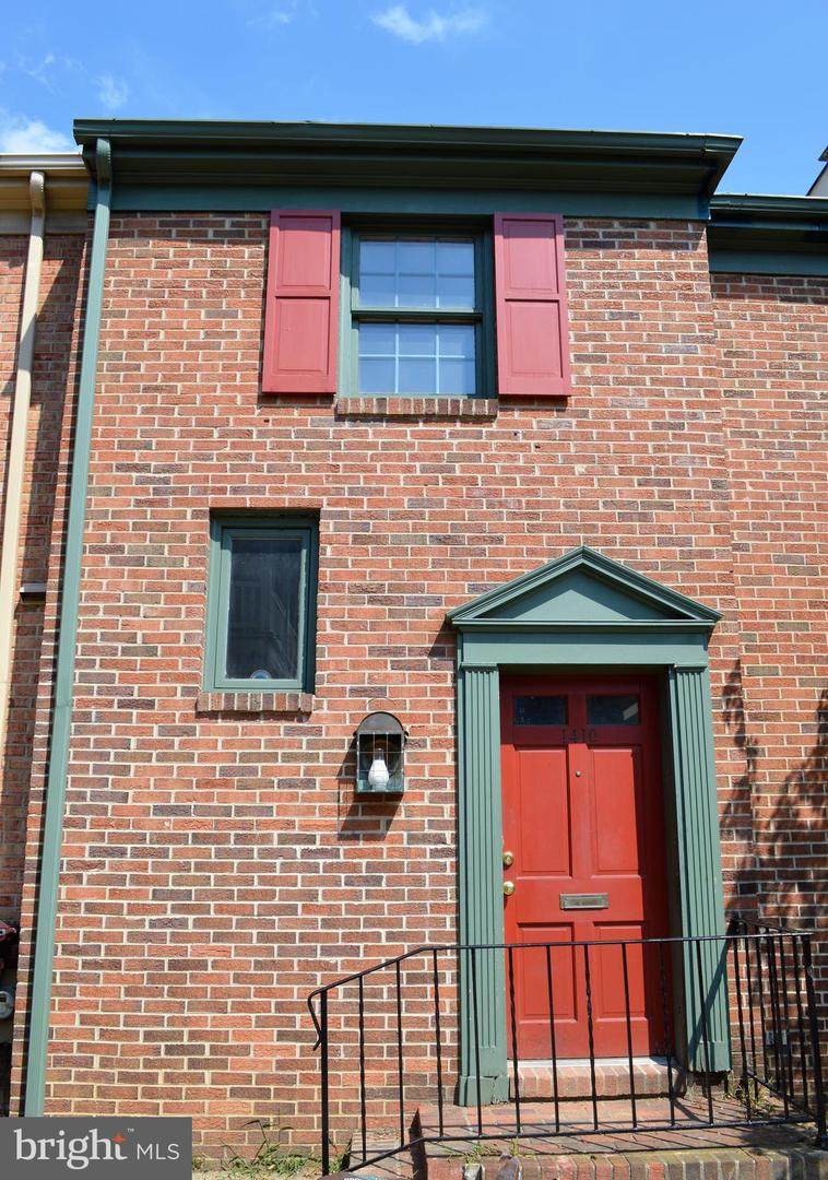 1410 Pennsylvania Avenue - Photo 1
