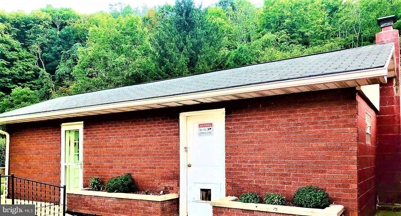 17511 Laurel Valley Drive - Photo 1