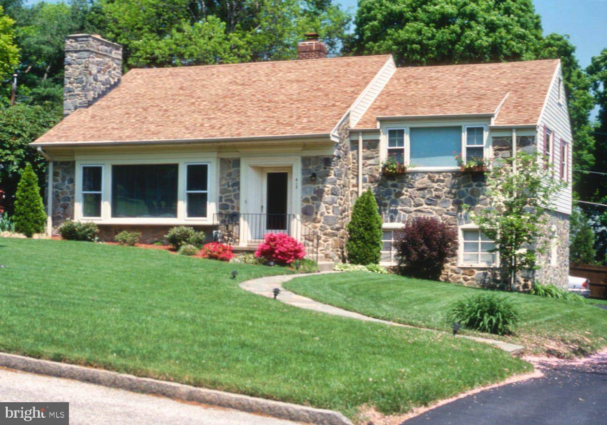 413 Redleaf Road - Photo 1