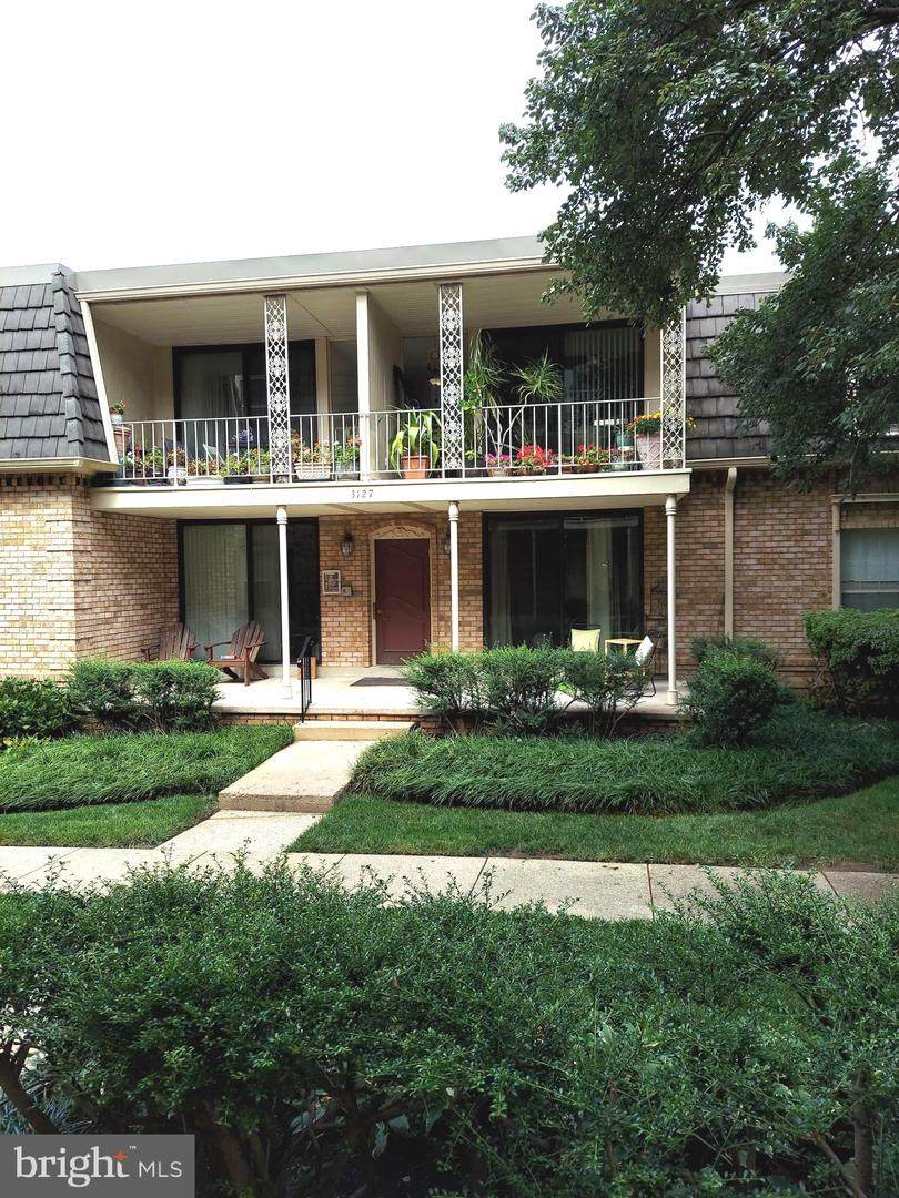 3127 Patrick Henry Drive - Photo 1