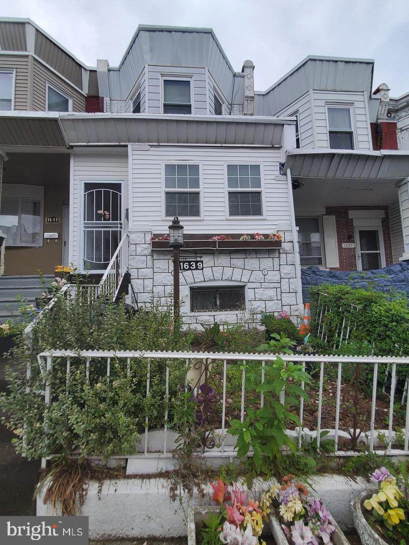1639 Redfield Street - Photo 1