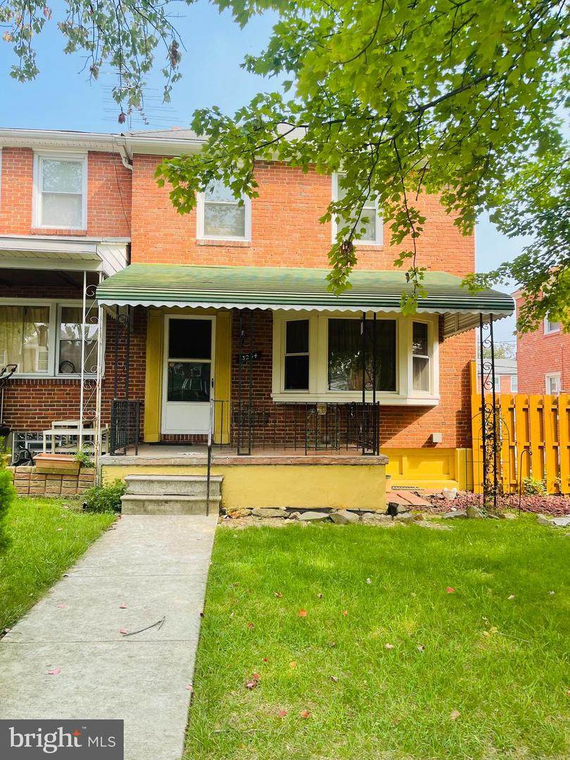 3234 Yosemite Avenue - Photo 1