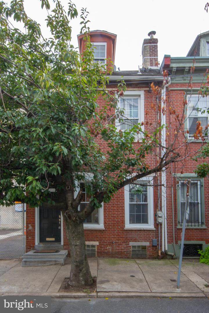 306 Green Street - Photo 1