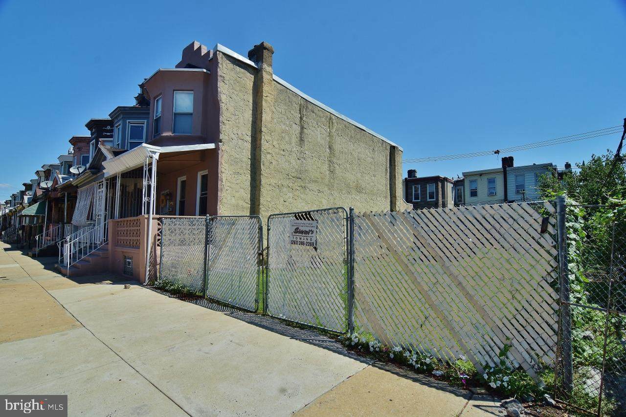 3715 8TH Street - Photo 1