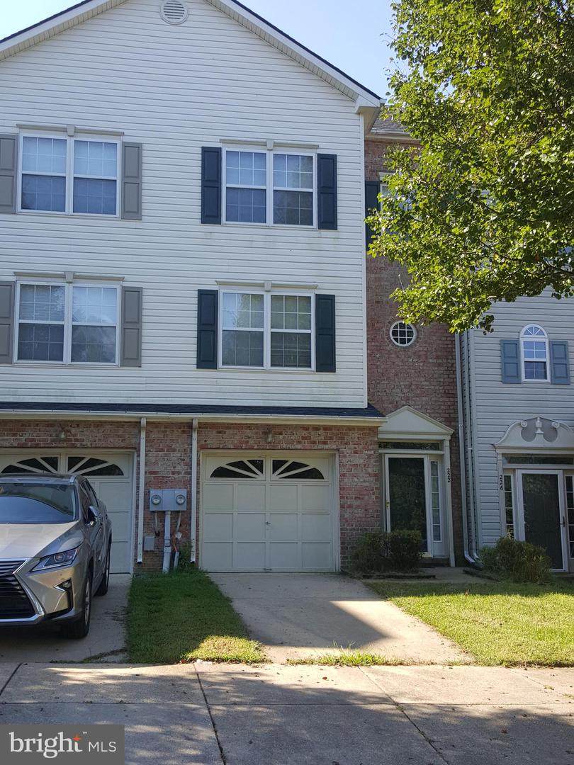 222 Cambridge Place - Photo 1