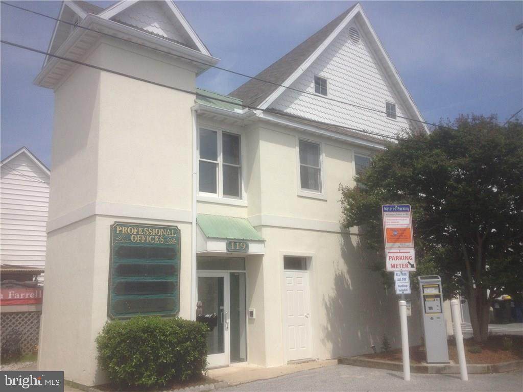 119 3RD Street - Photo 1