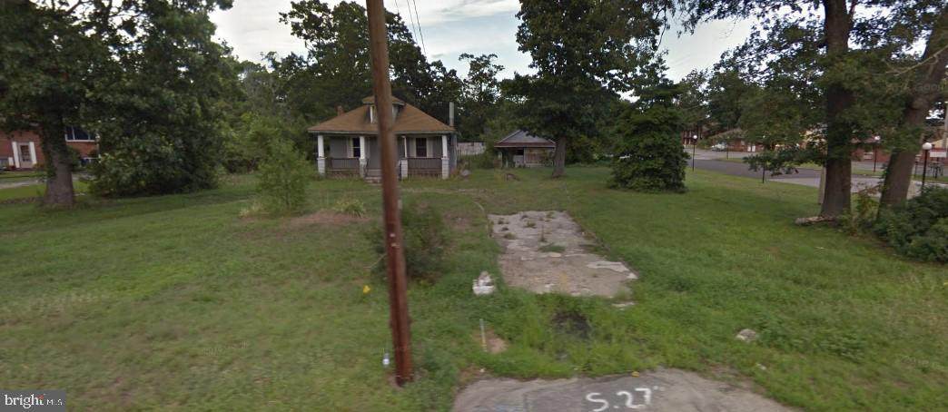 2125 2ND Street - Photo 1