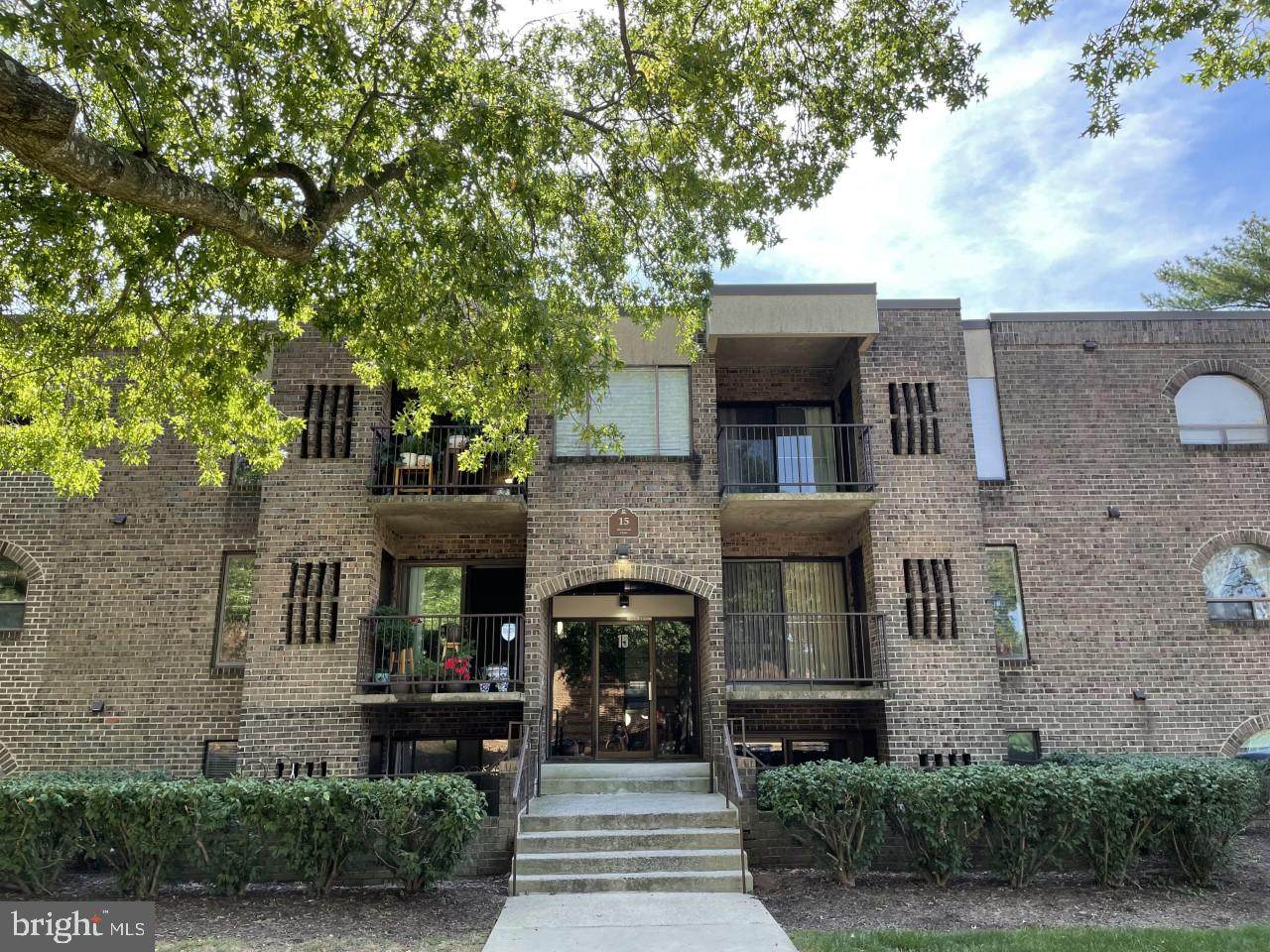 15 Silverwood Circle - Photo 1