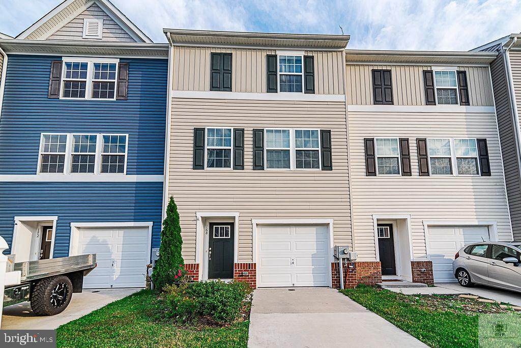 168 Drexel Court - Photo 1