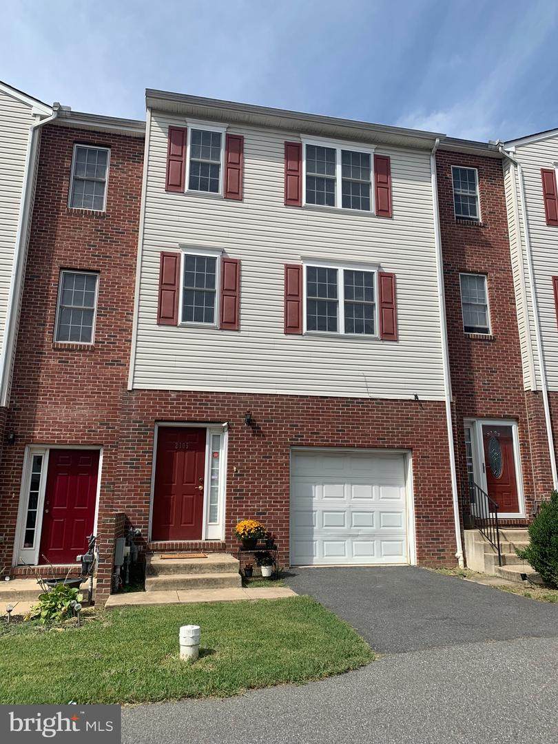 2105 Zanthia Way - Photo 1