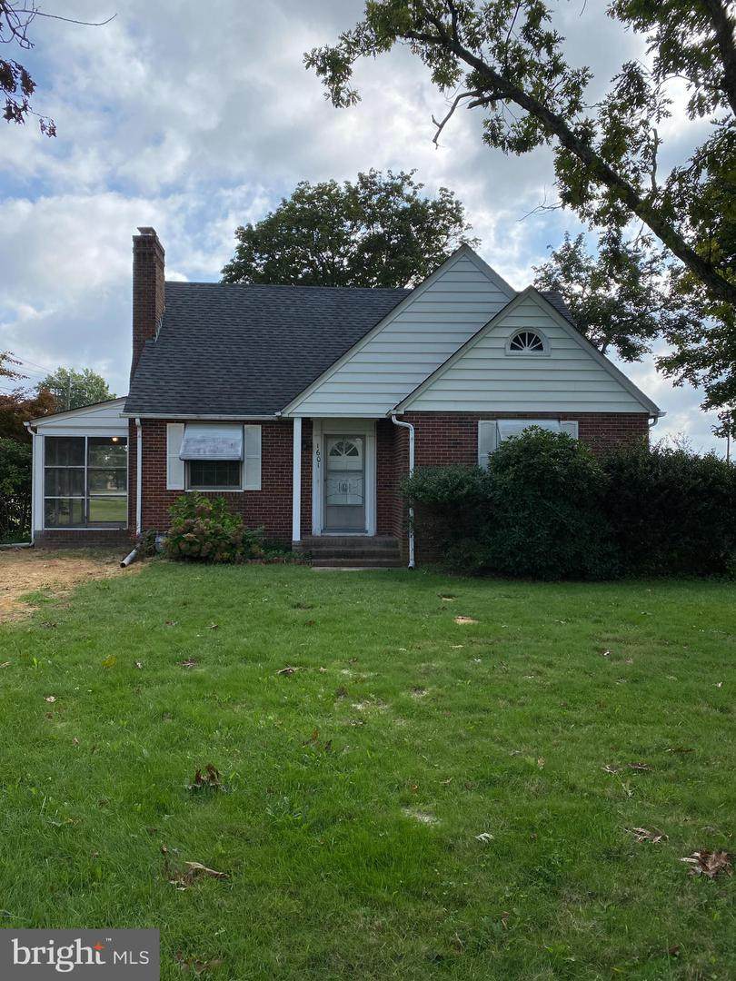 1601 Central - Photo 1