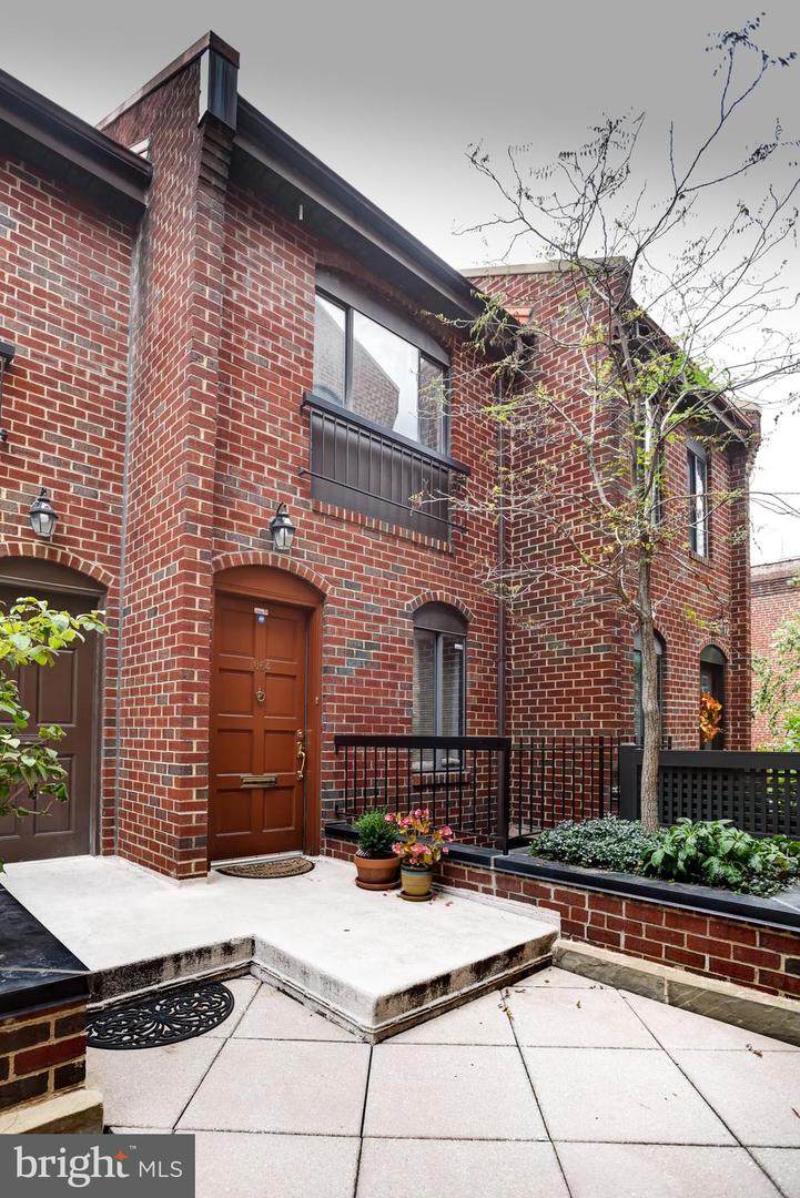 1064 Paper Mill Court - Photo 1
