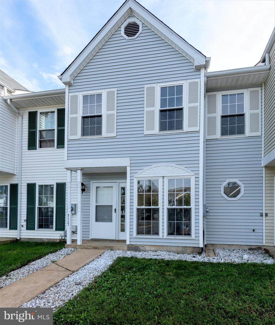 47727 Devin Circle - Photo 1