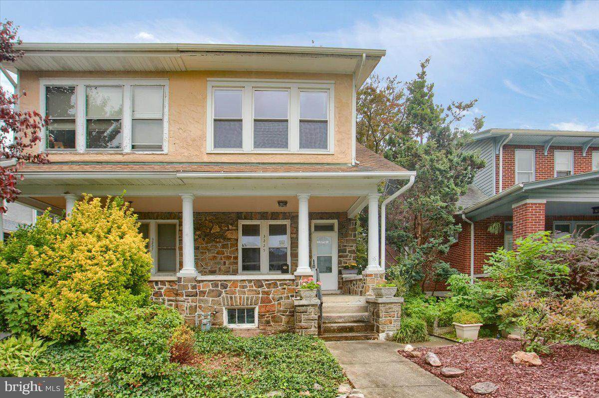 3225 2ND Street - Photo 1
