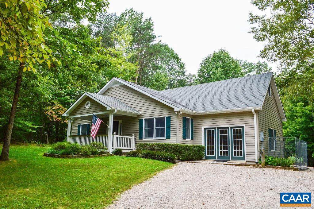 115 Cedar Dr - Photo 1
