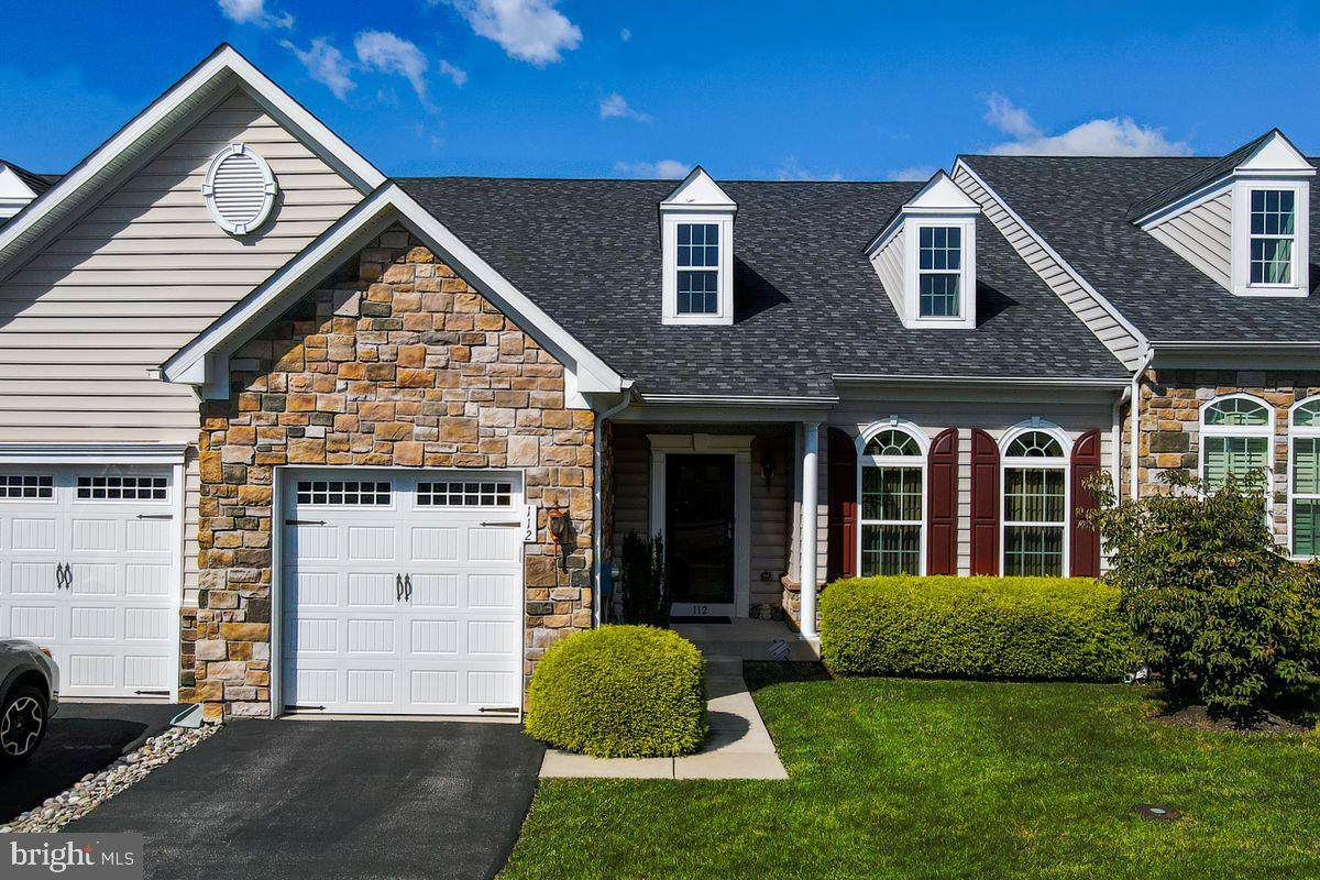 112 Caspian Lane - Photo 1
