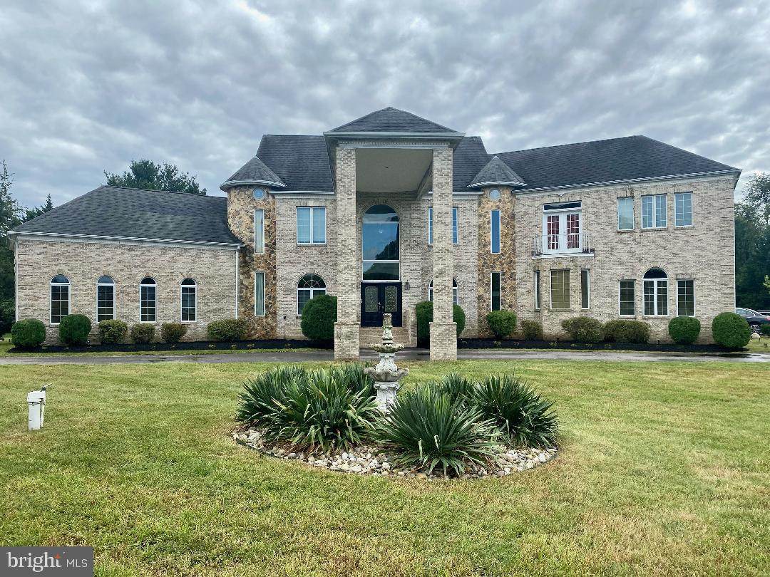 16701 Federal Hill Court - Photo 1