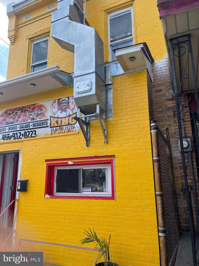 701 9TH Street - Photo 1