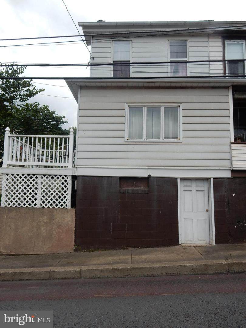 221 Hudsondale Street - Photo 1