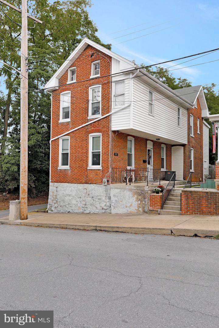 337 East Catherine - Photo 1