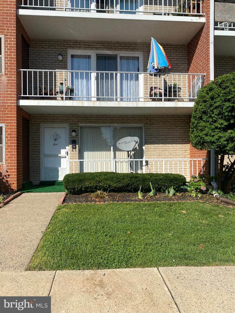 809 Red Lion Road - Photo 1