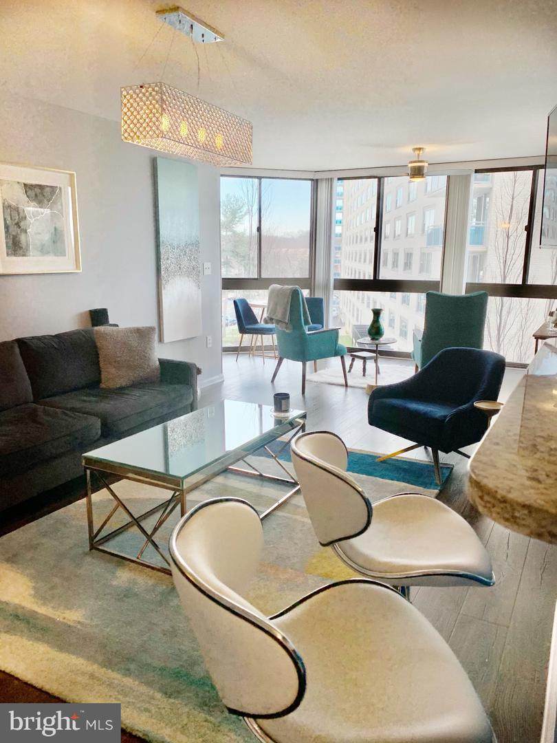 1001 Randolph Street - Photo 1