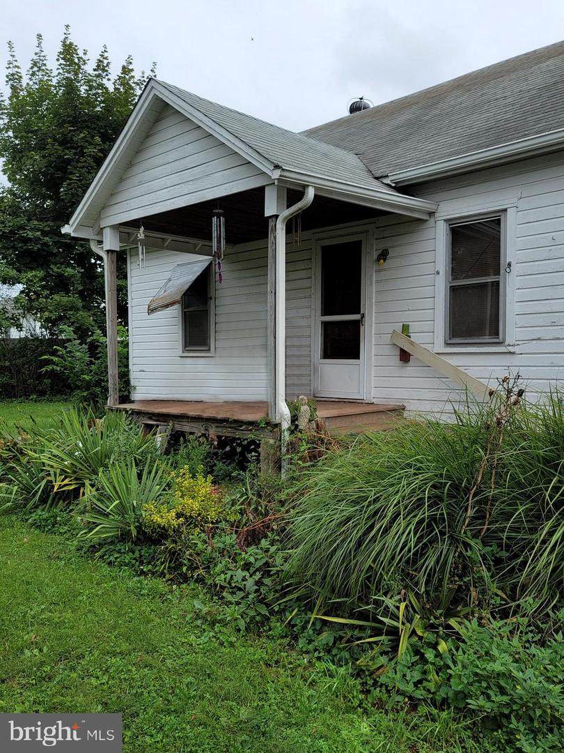 13823 Graceham Road - Photo 1
