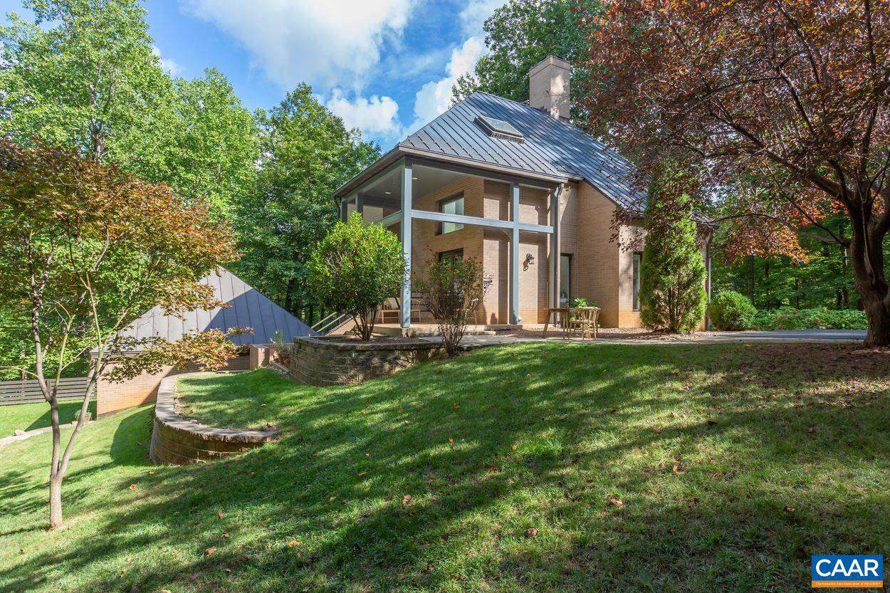 500 Rookwood Pl - Photo 1
