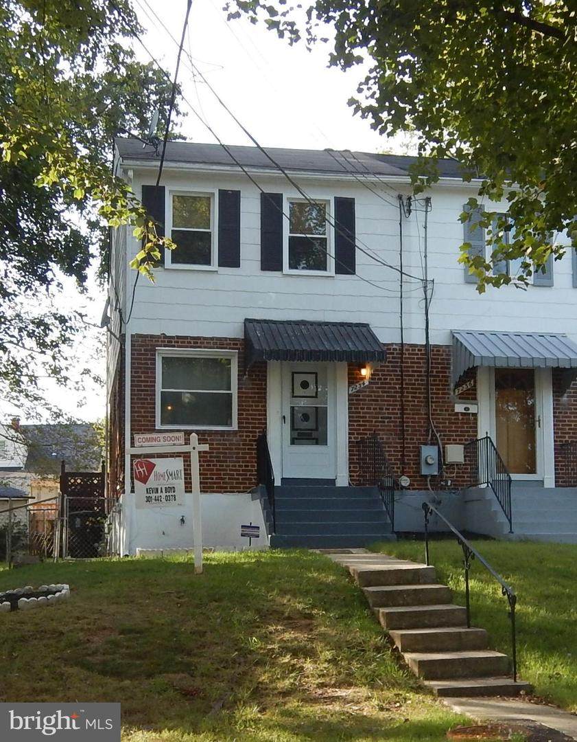 7234 Glenridge - Photo 1