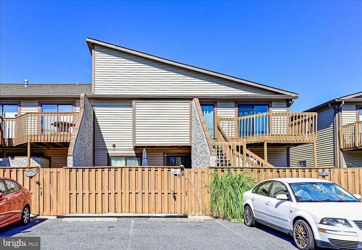 105 120TH Street - Photo 1