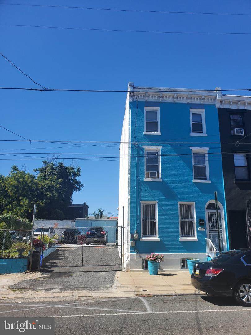 2230-2232 5TH Street - Photo 1