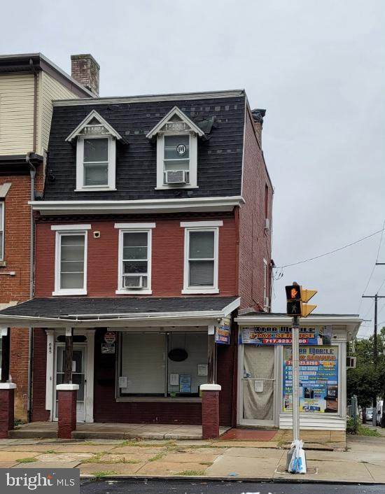 645 Orange Street - Photo 1