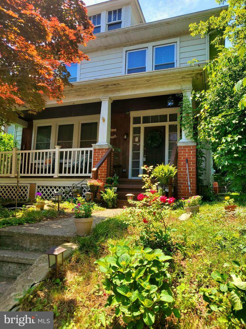 954 2ND Street - Photo 1