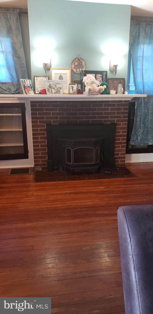 210 Lexington Avenue - Photo 1