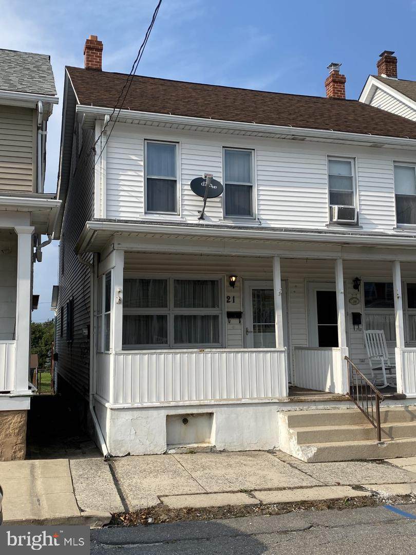 212 Hazard Street - Photo 1