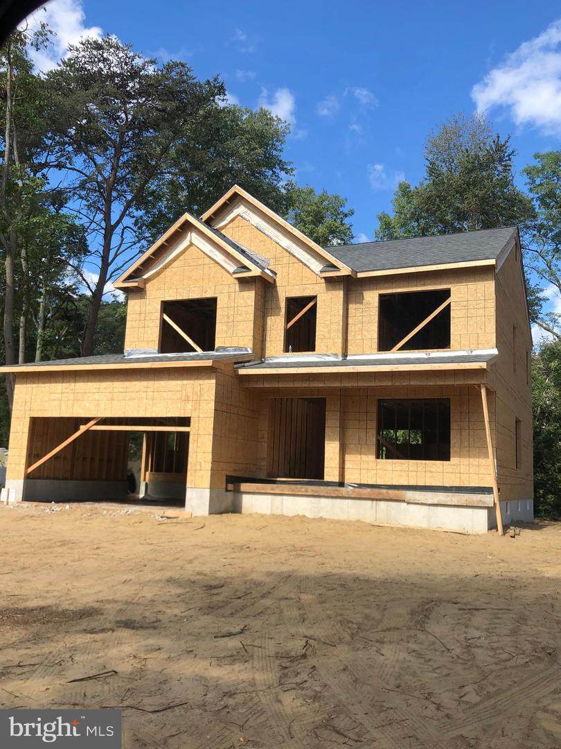 414 Bischoff Avenue - Photo 1