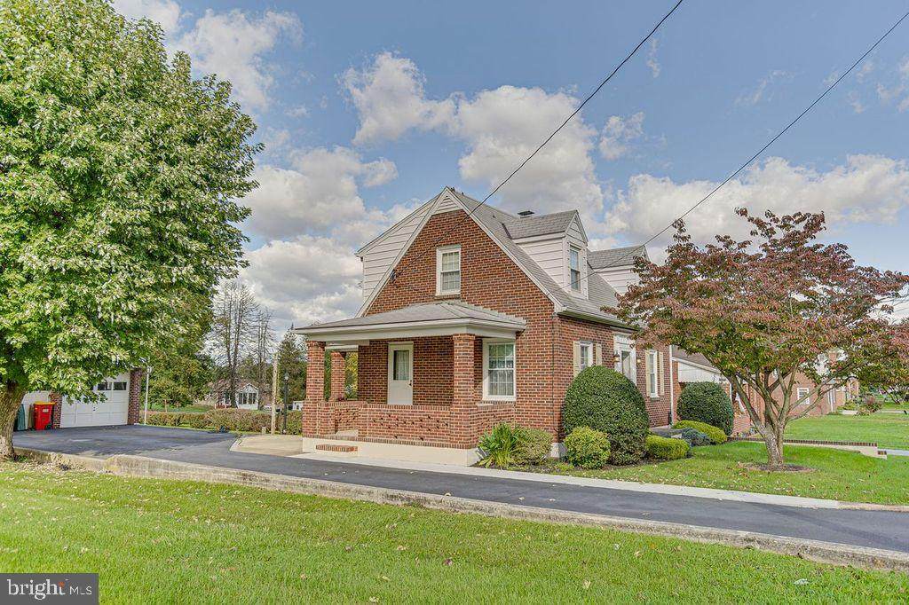 12020 Mayfair Avenue - Photo 1