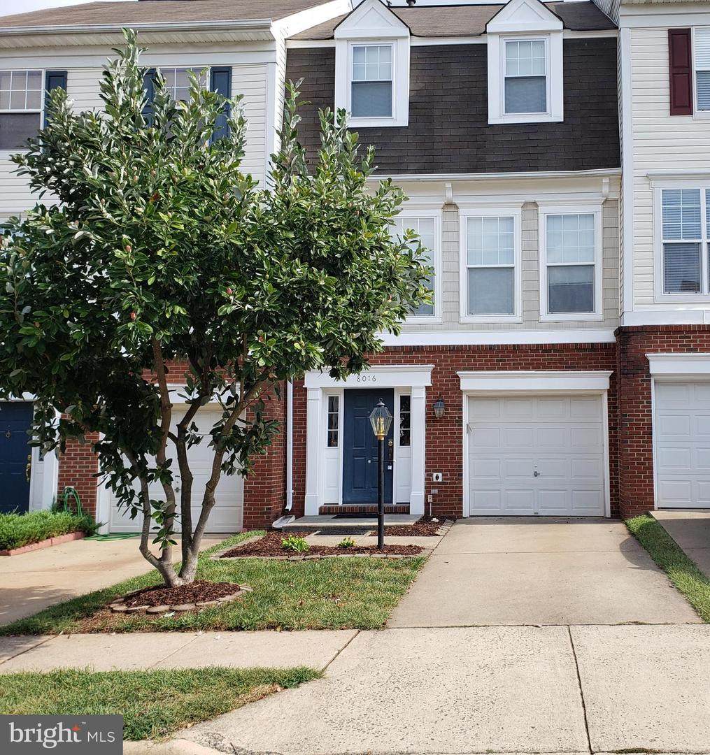 8016 Duck Pond Terrace - Photo 1