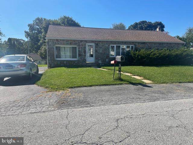 930 Walnut Street - Photo 1