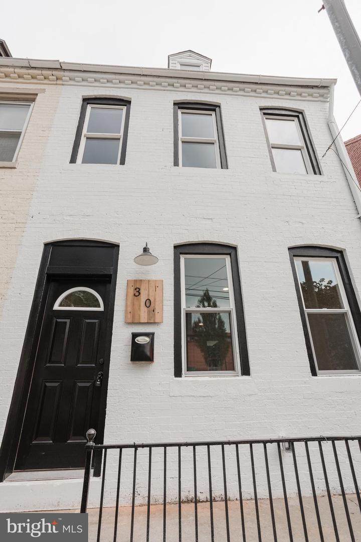 30 Conestoga Street - Photo 1