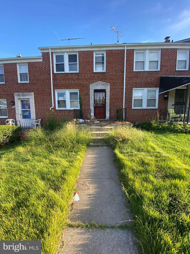 3713 Ravenwood Avenue - Photo 1