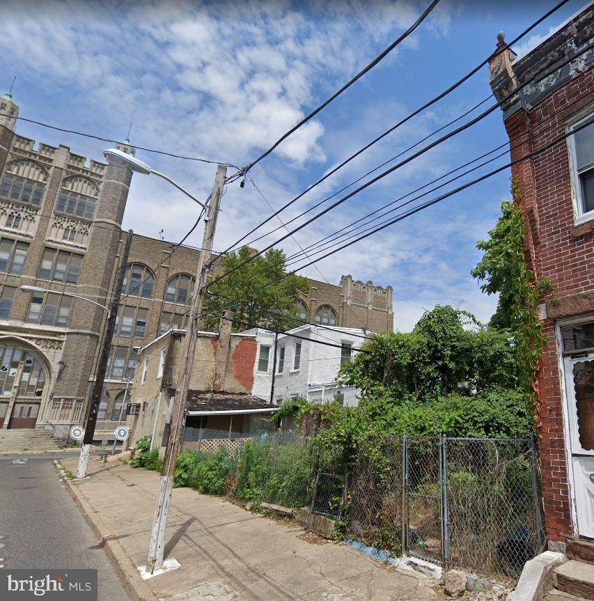 2539 Firth Street - Photo 1