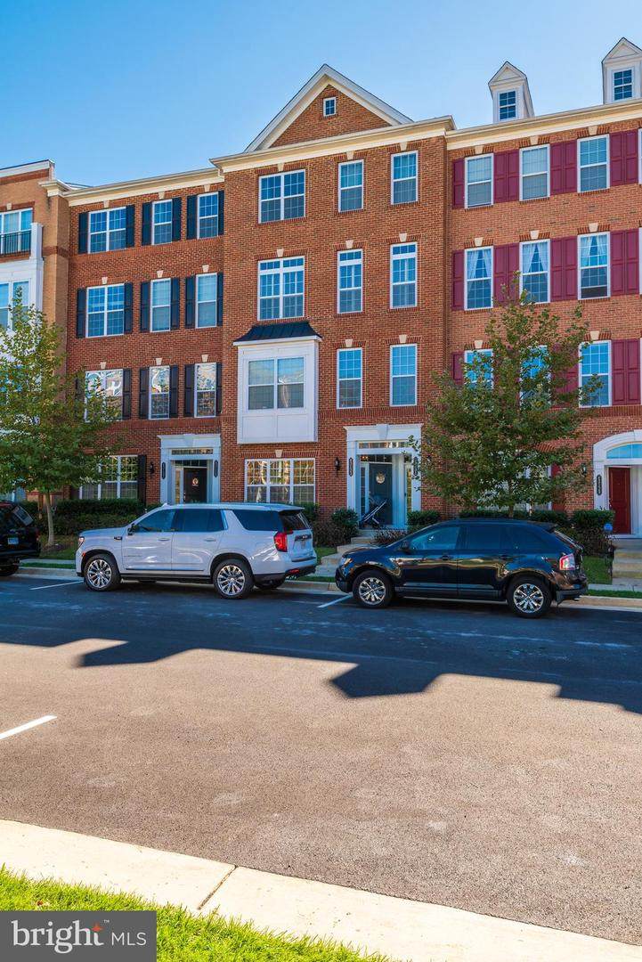 43131 Wealdstone Terrace - Photo 1
