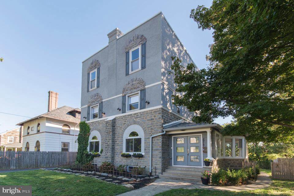 2217 52ND Street - Photo 1