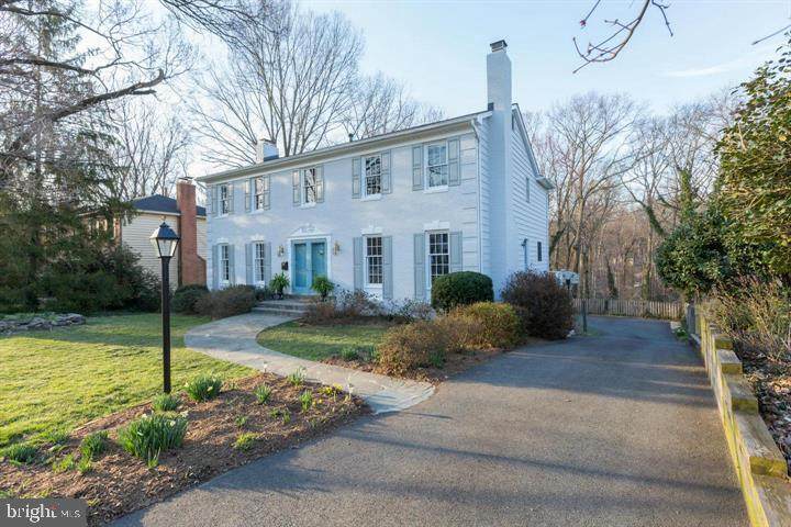 1945 Shiver Drive - Photo 1